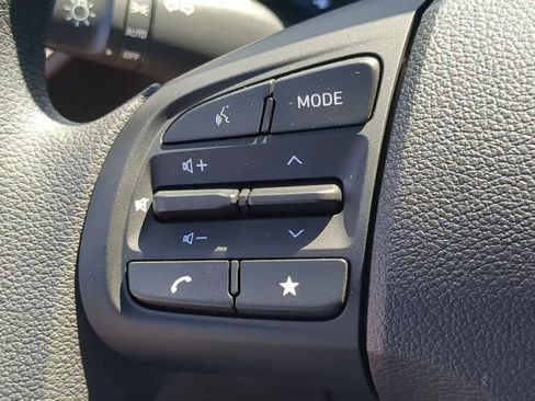 New 2026 Hyundai Venue SE FWD image 24