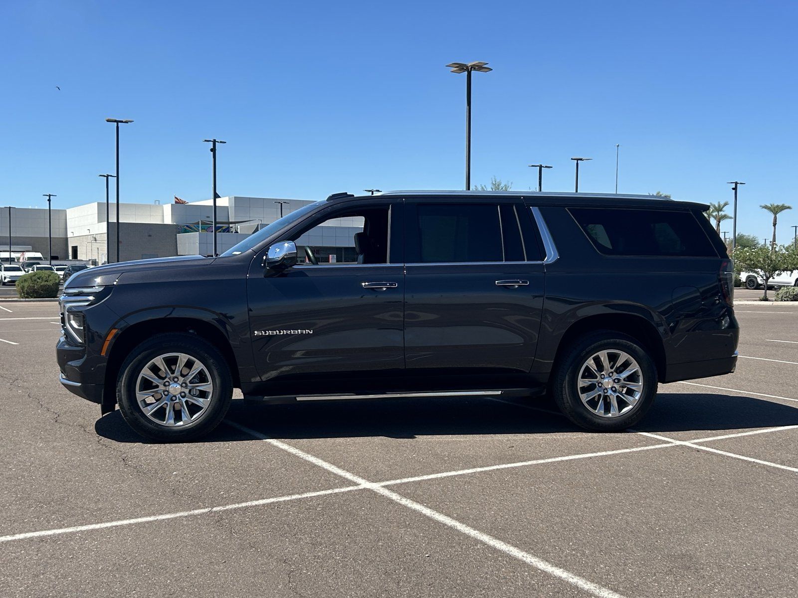 Certified 2026 Chevrolet Suburban Premier AWD/4WD image 2