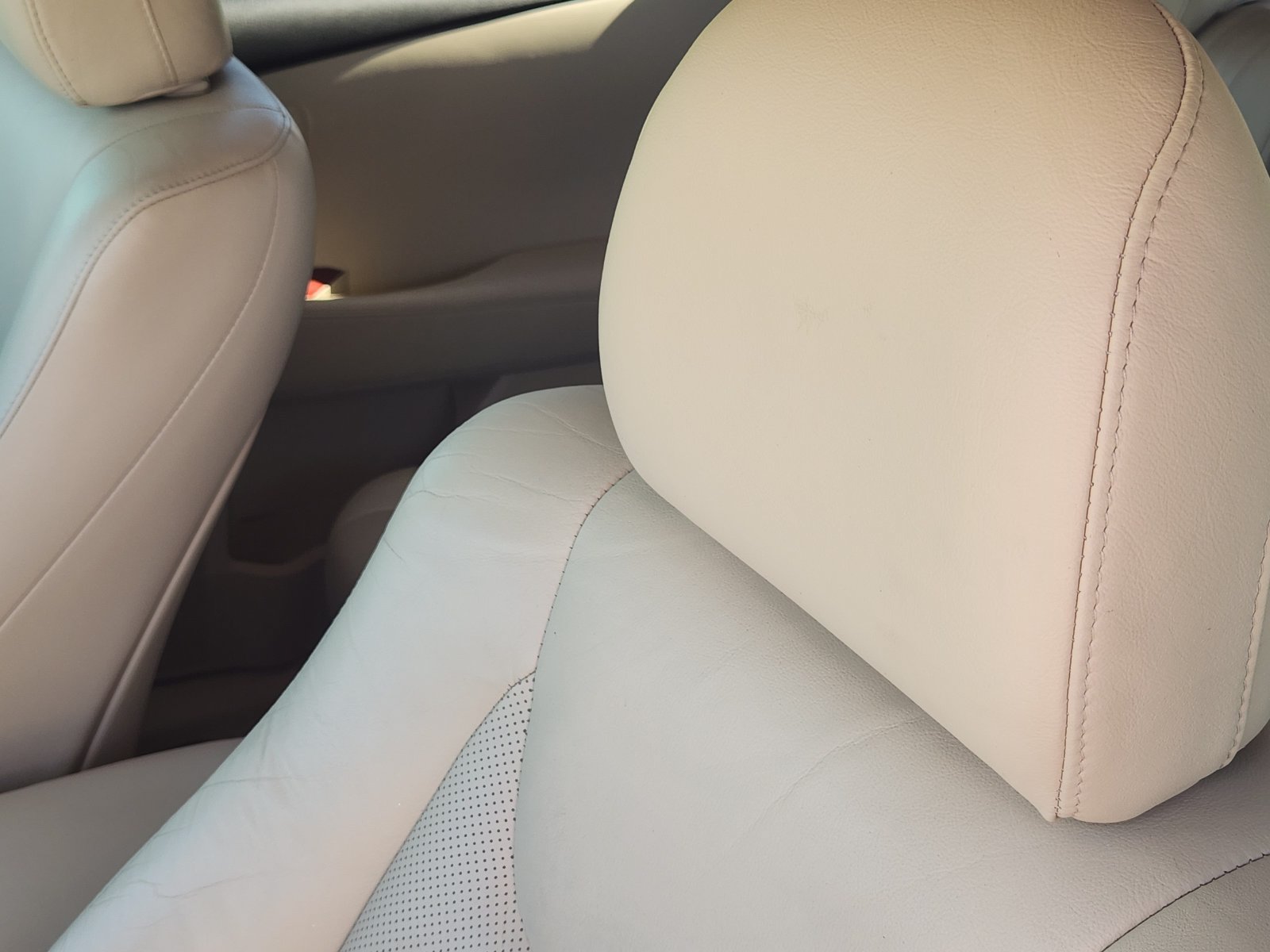 Used 2010 Lexus RX 350 2WD image 18