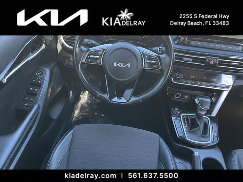 Used 2023 Kia Seltos S w/ Navigation Package image 11