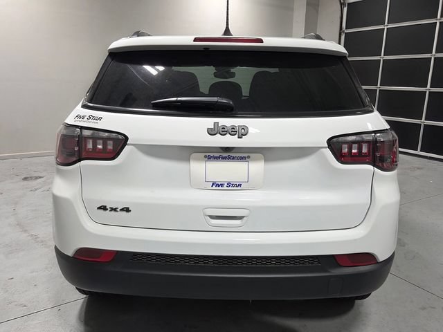 New 2026 Jeep Compass Latitude AWD/4WD image 9