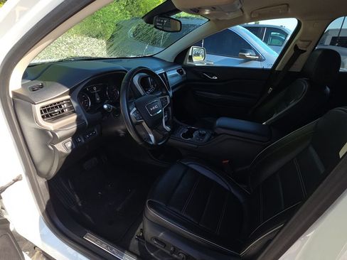 Used 2023 GMC Acadia Denali FWD image 8