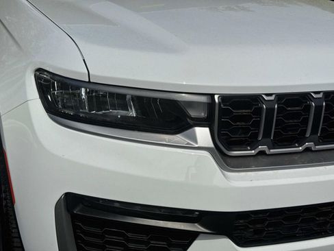 New 2026 Jeep Grand Cherokee L Limited AWD/4WD image 10