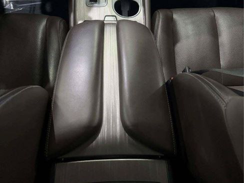 Used 2017 Nissan Murano Platinum FWD image 41
