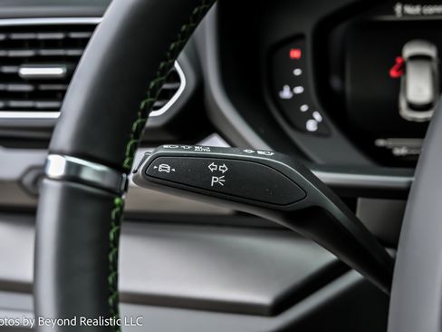 Used 2024 Lamborghini Urus S image 40