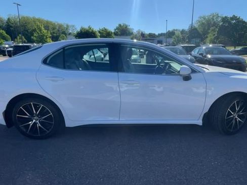 Certified 2024 Toyota Camry SE w/ Cold Weather Package FWD image 9