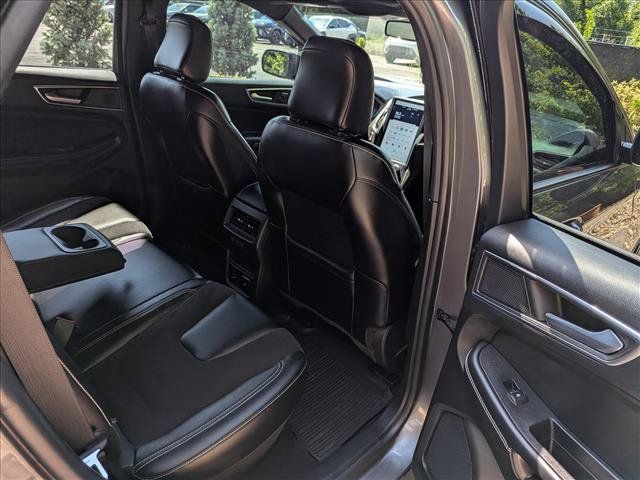 Used 2022 Ford Edge ST w/ Equipment Group 401A AWD/4WD image 15