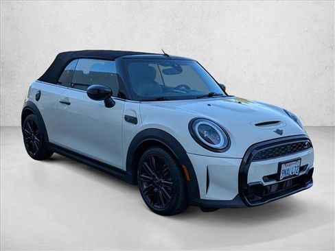 Used 2023 MINI Cooper S FWD image 3