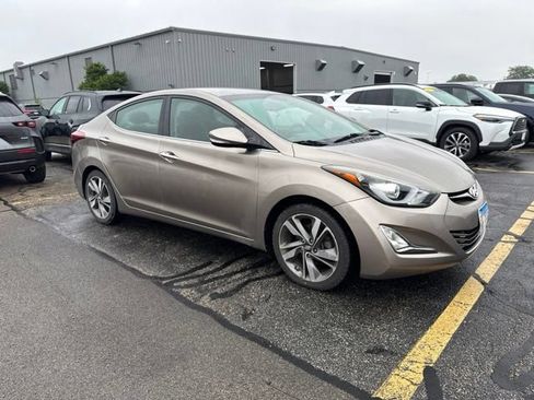 Used 2014 Hyundai Elantra Limited FWD image 2