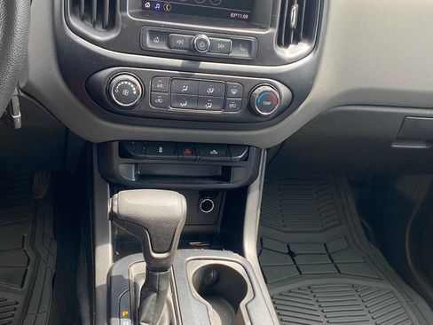 Used 2020 Chevrolet Colorado W/T w/ WT Convenience Package AWD/4WD image 16