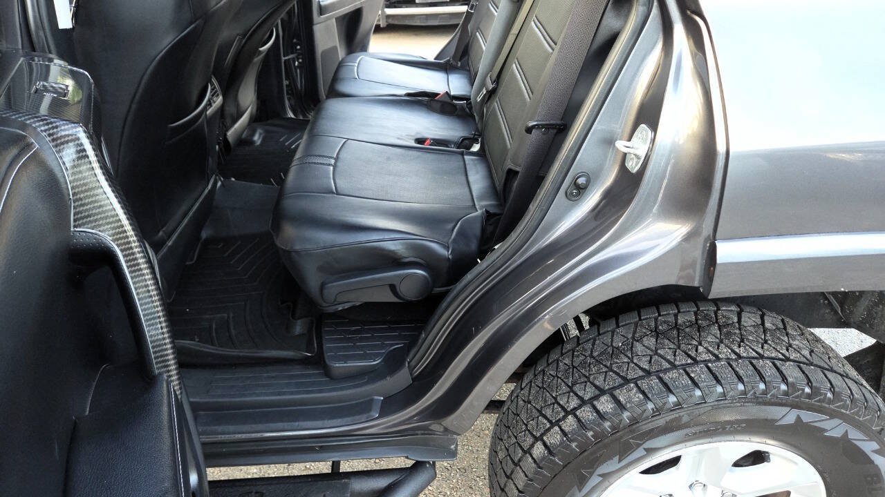 Used 2014 Toyota 4Runner SR5 AWD/4WD image 38