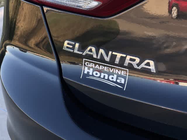 Used 2018 Hyundai Elantra SEL FWD image 8