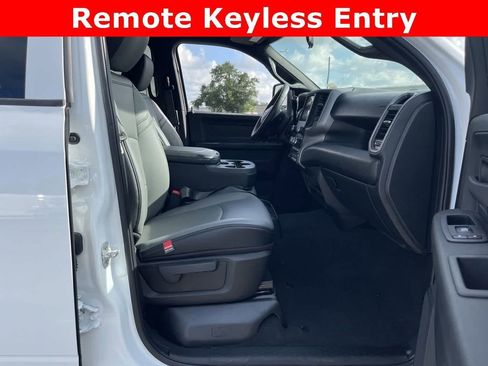 Used 2024 RAM 3500 Tradesman w/ Chrome Appearance Group image 37