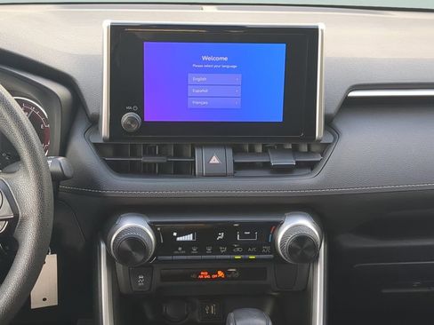 Used 2023 Toyota RAV4 LE image 27