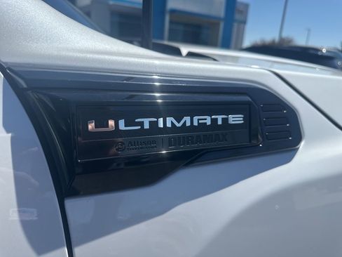 Used 2024 GMC Sierra 2500 Denali Ultimate AWD/4WD image 37