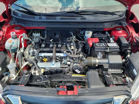 Used 2020 Nissan Kicks SR w/ SR Premium Package FWD image 28