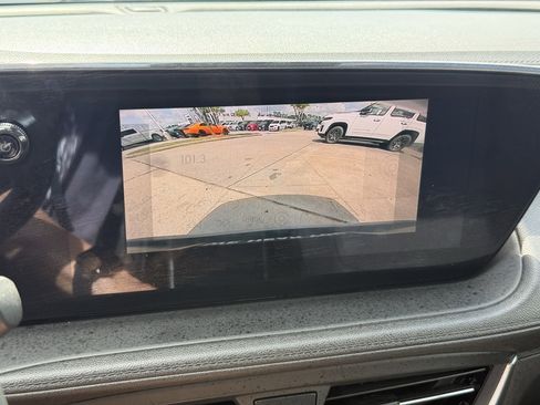 Used 2025 Buick Encore GX Preferred image 22