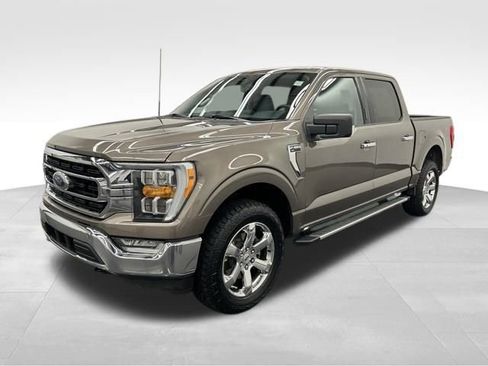 Used 2023 Ford F150 XLT w/ Equipment Group 302A High image 5