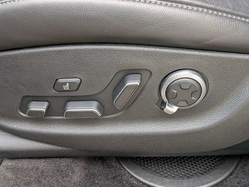 Used 2025 Genesis GV80 3.5T Advanced AWD/4WD image 23