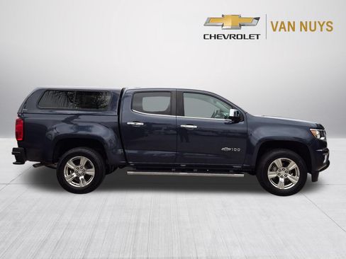 Used 2018 Chevrolet Colorado Z71 w/ Centennial Edition AWD/4WD image 4