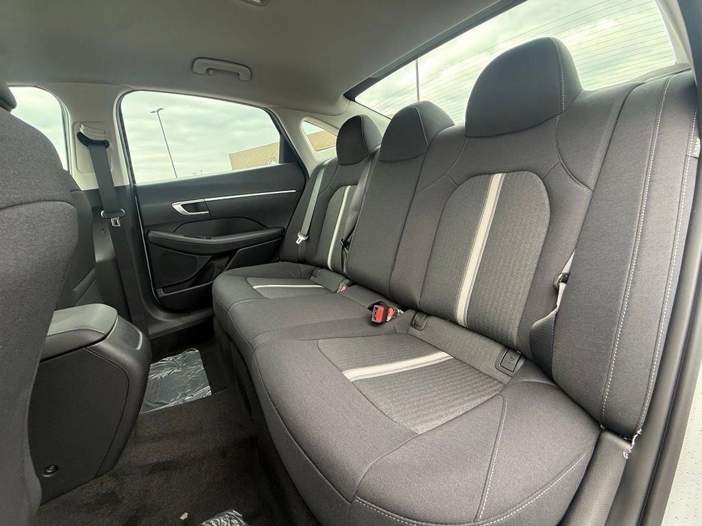 New 2026 Hyundai Sonata SE FWD image 23