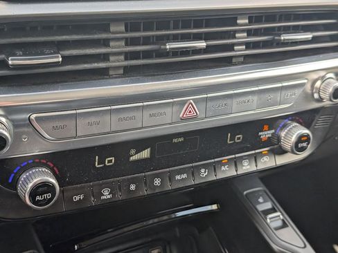 Used 2022 Kia Telluride S FWD image 20