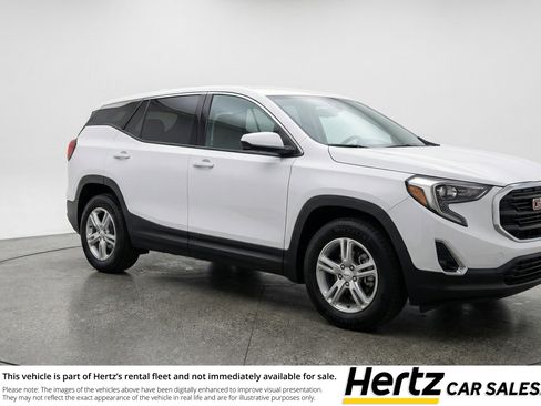 Used 2024 GMC Terrain SLE FWD image 1