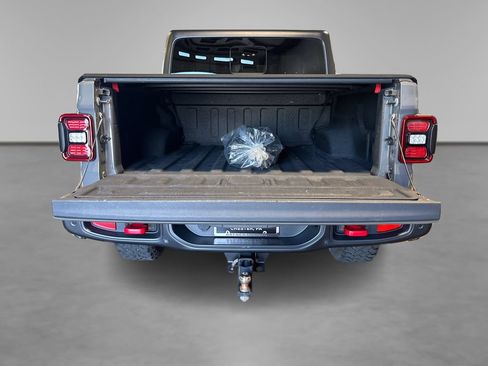 Used 2020 Jeep Gladiator Rubicon AWD/4WD image 12