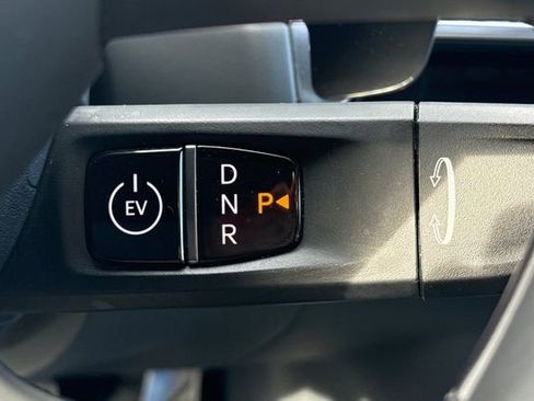 Certified 2024 Kia EV9 GT-Line AWD/4WD image 29