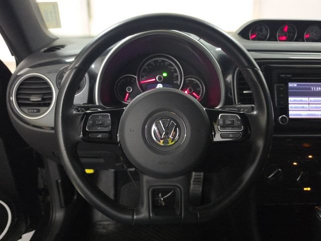 Used 2014 Volkswagen Beetle R-Line FWD image 8