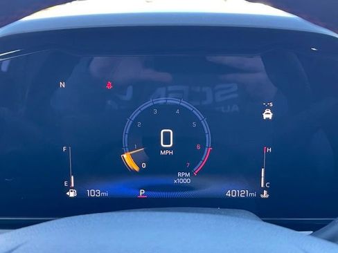 Used 2024 Chevrolet Trax RS w/ Driver Confidence Package image 8