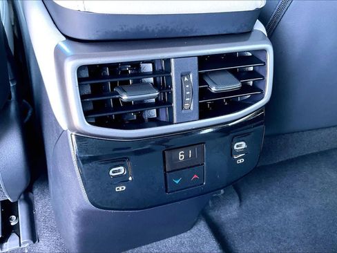 Used 2025 Lexus RX 350h AWD/4WD image 32