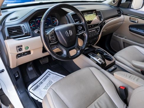Used 2021 Honda Pilot Elite image 16