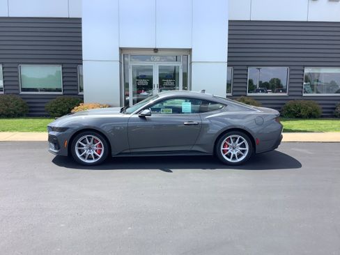 New 2025 Ford Mustang GT Premium image 2