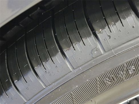 Used 2024 Lexus ES 300h 300h image 11