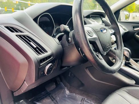 Used 2012 Ford Focus SEL image 24