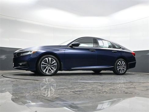Used 2019 Honda Accord Touring image 30