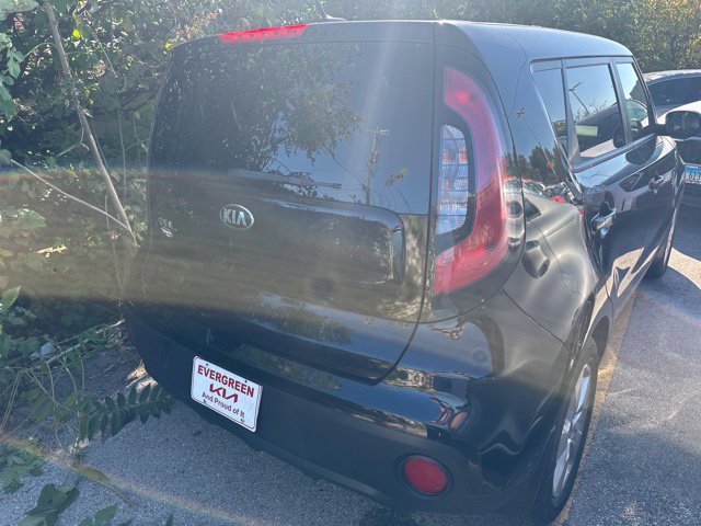 Used 2018 Kia Soul FWD image 4