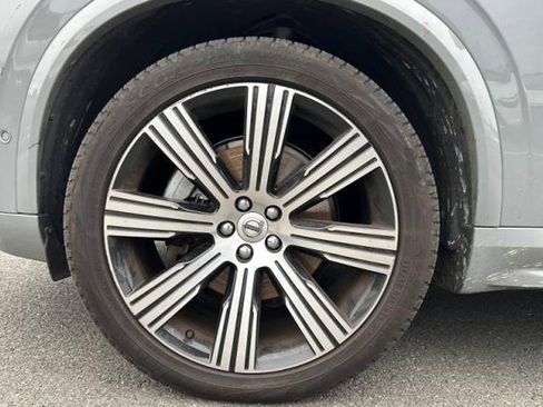 Certified 2024 Volvo XC90 B6 Plus image 20