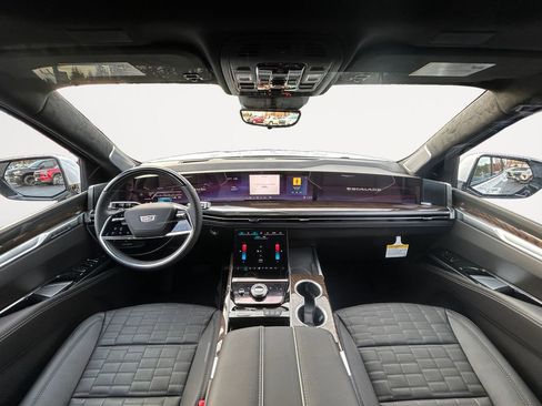 New 2026 Cadillac Escalade Platinum Sport w/ LPO, ONYX Package image 13