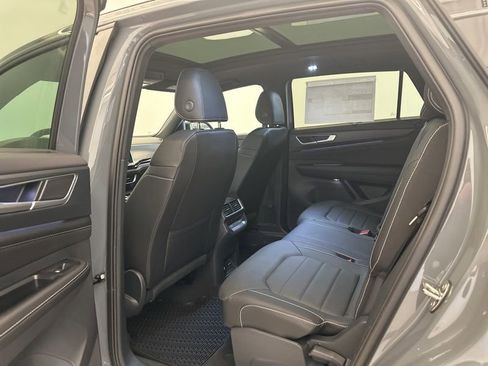 New 2026 Volkswagen Atlas Cross Sport SEL R-Line AWD/4WD image 25