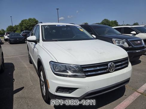 Used 2019 Volkswagen Tiguan S w/ Driver Assistance Package FWD image 5