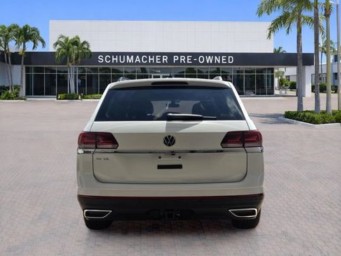 Certified 2023 Volkswagen Atlas SE w/ Panoramic Sunroof Package FWD image 6