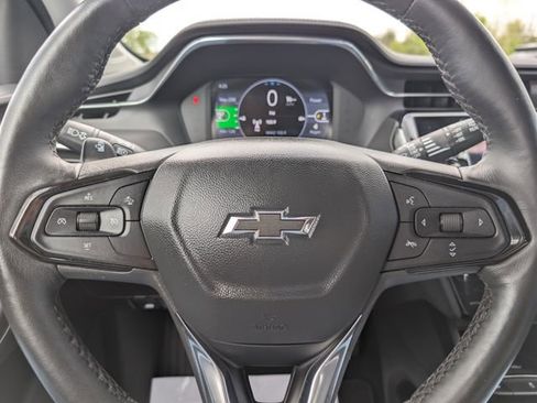 Used 2023 Chevrolet Bolt EUV LT w/ Comfort Package FWD image 21