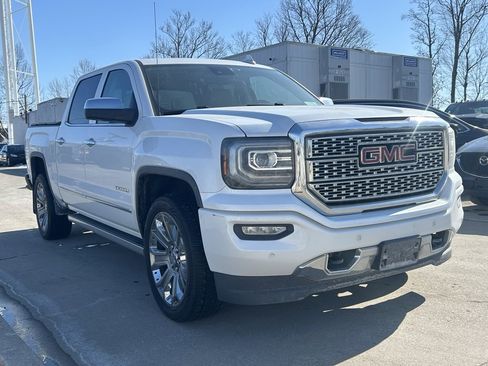 Used 2018 GMC Sierra 1500 Denali w/ Denali Ultimate Package image 4