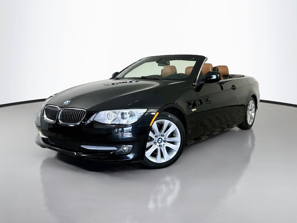 Used 2013 BMW 328i Convertible w/ Premium Pkg RWD image 3