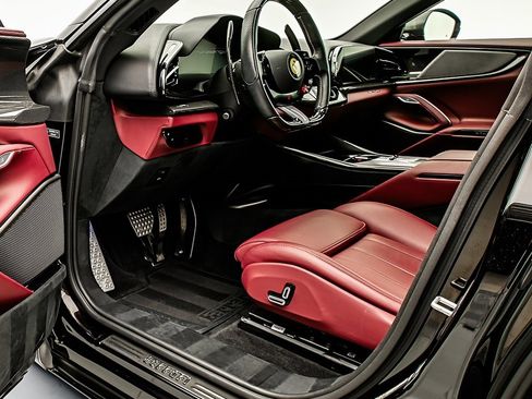 Certified 2024 Ferrari Purosangue image 9