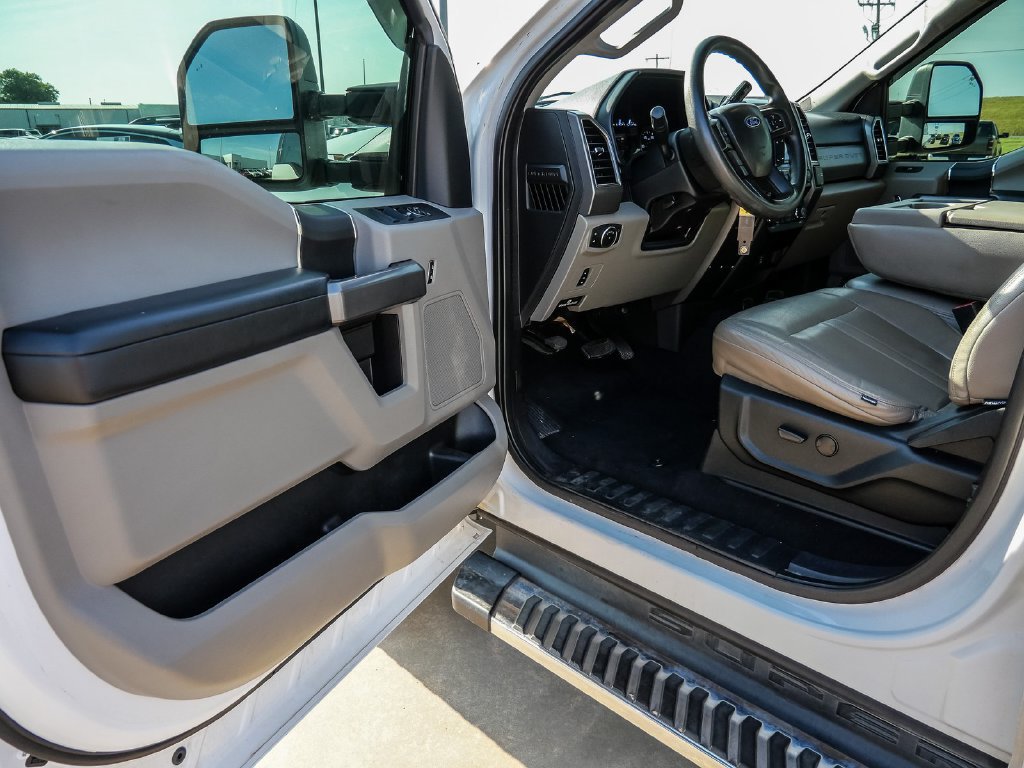 Used 2020 Ford F250 XLT w/ XLT Value Package AWD/4WD image 32