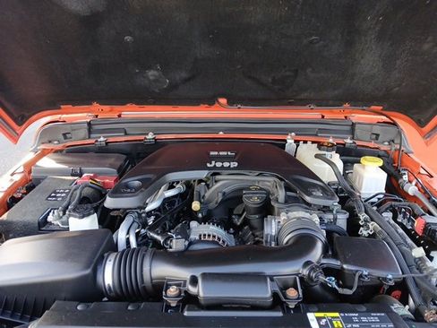 Used 2020 Jeep Gladiator Sport w/ Quick Order Package 24S image 32