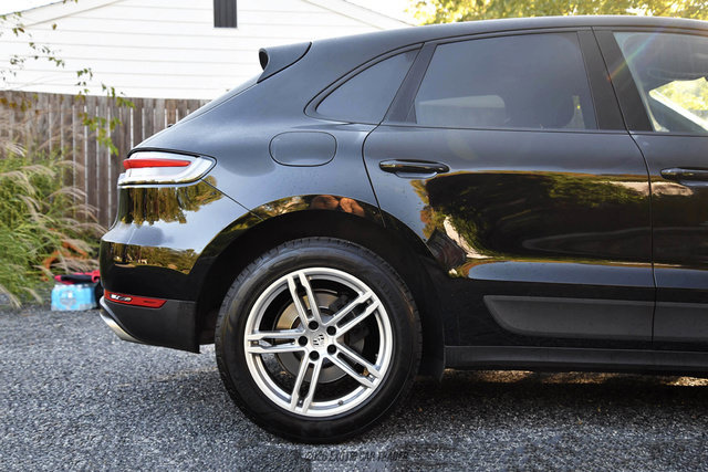 Used 2021 Porsche Macan AWD/4WD image 9